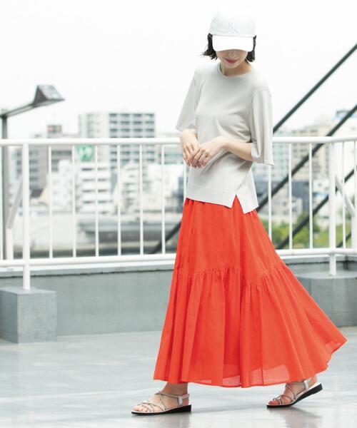 OPAQUE.CLIP(オペークドットクリップ)の「ギャザーフレアスカート/オーガニックコットン混【洗濯機洗い可】(スカート・レディース・グリーン系その他2/ホワイト系8/ブラック/レッド系・38/40/42)」の1枚目の写真