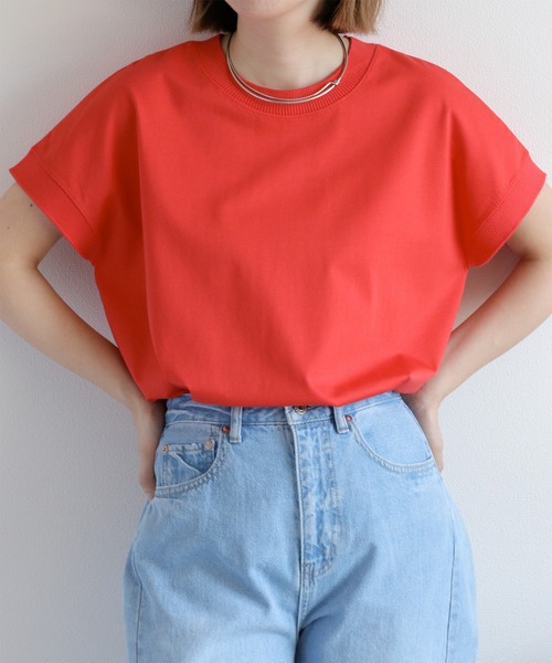 cepo（セポ）の「〈さらっと涼しい、シルキータッチ♪〉シルケットフレンチスリーブTee（Tシャツ/カットソー・レディース・レッド/グリーン/ブラウン/ブラック/オフホワイト・M）」の5枚目の写真