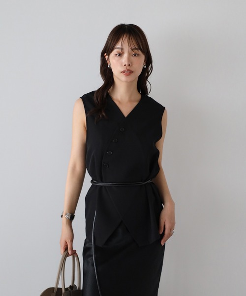 セール】【動画あり】asymmetry vest with belt / ベルト付き