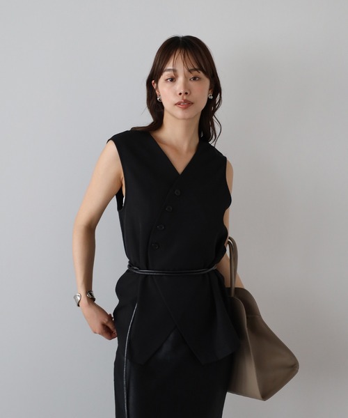 セール】【動画あり】asymmetry vest with belt / ベルト付き