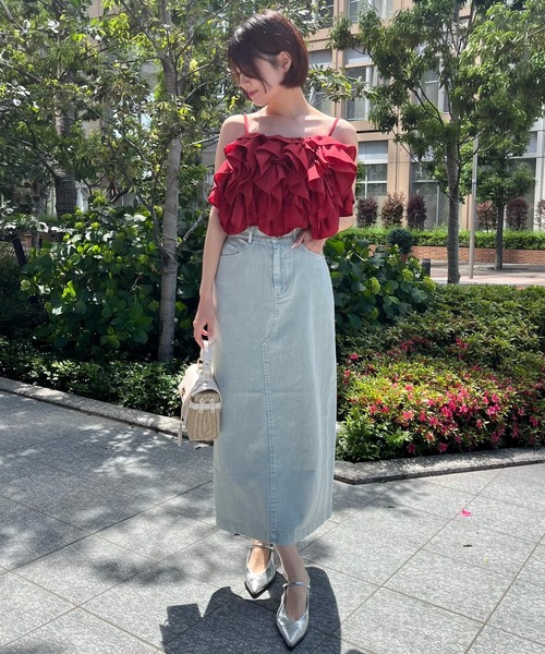 AND COUTURE(アンドクチュール)の「ウォッシュドカラーデニムスカート(デニムスカート・レディース・ブルー/ブラック/イエロー・SMALL/MEDIUM)」の6枚目の写真