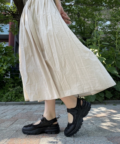 LUGG NAGG（ラグナグ）の「【軽量】スポーツサンダルスニーカー【簡単着脱】（サンダル・レディース・ブラック/グレー/ホワイト・M/L/LL/S）」の4枚目の写真