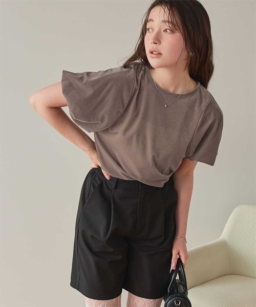 titivate（ティティベイト）の「シアーベロアバルーンスリーブトップス（Tシャツ/カットソー・レディース・グリーン/ブラウン/アイボリー/グレイッシュベージュ/ブラック・L/M/S）」の5枚目の写真