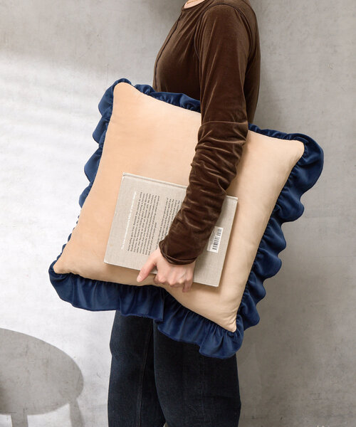 BIRTHDAY BAR(バースデイバー)の「【SAHIR サヒール】Velour cushion cover ベロアクッションカバー(クッション/クッションカバー・レディース・ベージュ/ピンク・0)」の4枚目の写真