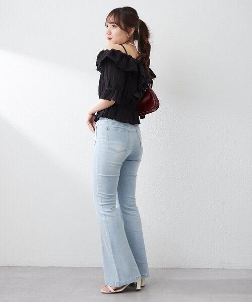 Another Branch olive des olive(アナザーブランチオリーブデオリーブ)の「フロントポッケセミフレアデニム(デニムパンツ・レディース・ブラック/ケミカルウォッシュ・SMALL/MEDIUM)」の3枚目の写真