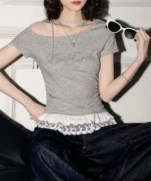 LAC-VERT(ラック・ヴェール)の「オフショルフリルTシャツ(Tシャツ/カットソー・レディース・グレー/ブラック/ホワイト/イエロー・FREE)」の5枚目の写真