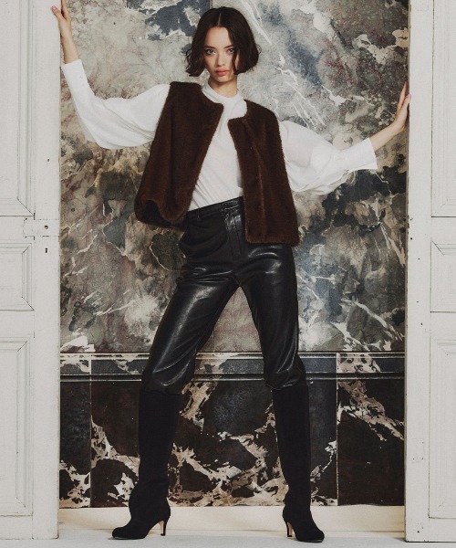 Sov.(ソブ)の「フェイクスキン スキニーパンツ(その他パンツ・レディース・ダークブラウン/ブラック・36/38)」の10枚目の写真