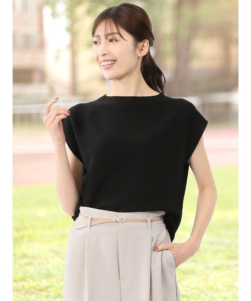 m.f.editorial(エムエフエディトリアル)の「【UVカット 接触冷感 アンチピリング】m.f.エディトリアル レディース 無縫製ガーター フレンチ袖 クルーニット(ニット/セーター・レディース・ブラック/サックスブルー/ベージュ・LARGE/MEDIUM)」の2枚目の写真