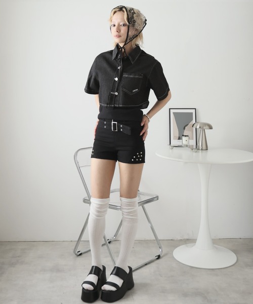 Girly Doll(ガーリードール)の「デニムショート丈ジャケット(デニムジャケット・レディース・ブラック・F)」の11枚目の写真