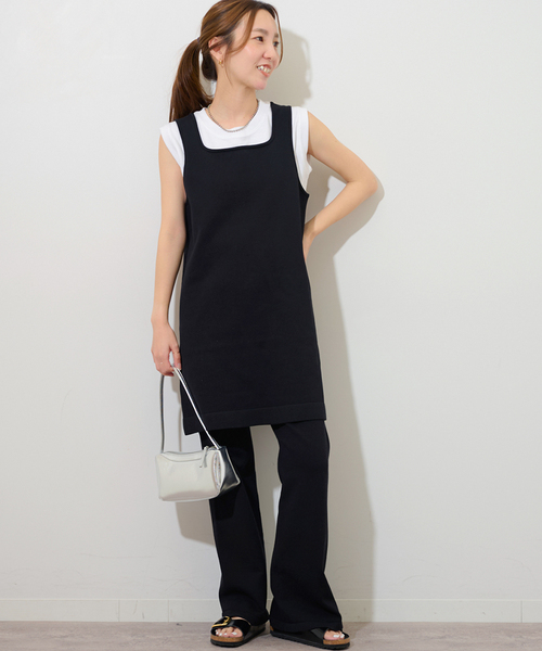 JOURNAL STANDARD relume（ジャーナルスタンダード　レリューム）の「ニットミニドレス（ワンピース・レディース・ブラック/チャコールグレー・FREE）」の4枚目の写真