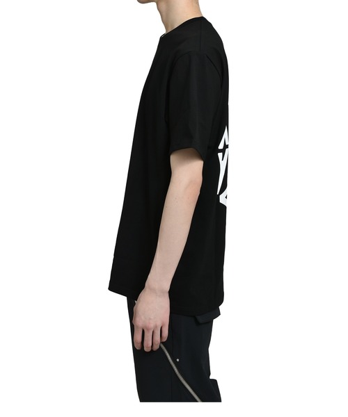 1017 ALYX 9SM(アリクス)の「CIRCLE A TEE(Tシャツ/カットソー・メンズ・ブラック・MEDIUM/LARGE/X-LARGE)」の4枚目の写真