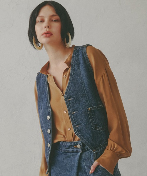 SOMETHING（サムシング）の「【GISELe10月号掲載】atelier SOMETHING 3PIECE VEST/アトリエサムシング3ピースベスト（ベスト・レディース・ブルー・FREE）」の2枚目の写真