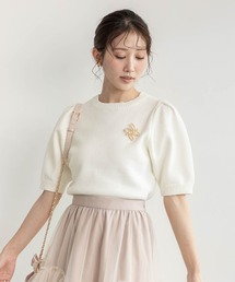 RANDA（ランダ）の「モノグラムブローチ付ニットトップス（ニット/セーター）」