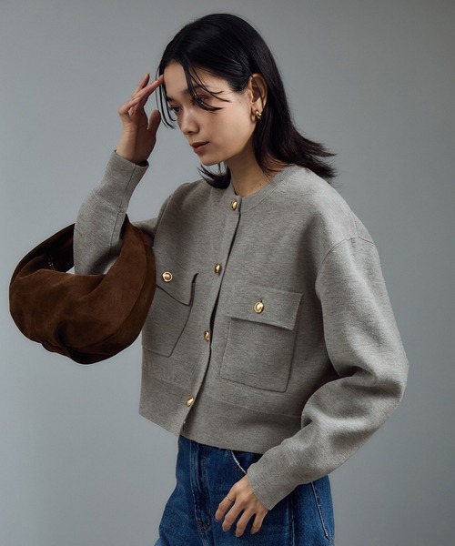 SALON adam et rope'（サロン アダム エ ロペ）の「スウェットライクメタルボタンカーディガン 2 / 新色追加（カーディガン/ボレロ・レディース・グレー/ブラウン系その他2/ブラック/レッド・FREE）」の16枚目の写真