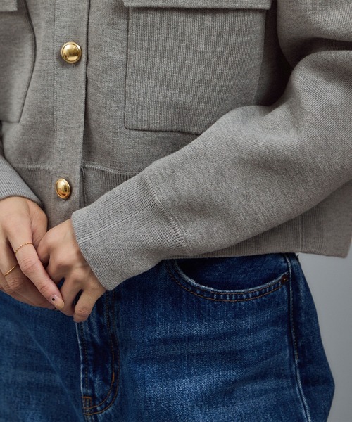 SALON adam et rope'（サロン アダム エ ロペ）の「スウェットライクメタルボタンカーディガン 2 / 新色追加（カーディガン/ボレロ・レディース・グレー/ブラウン系その他2/ブラック/レッド・FREE）」の11枚目の写真