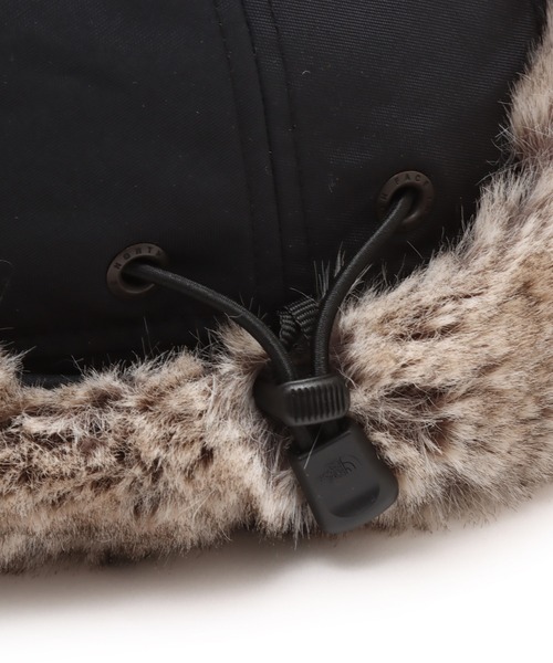 THE NORTH FACE（ザノースフェイス）の「THE NORTH FACE Insulation Bomber Cap / ザ・ノース・フェイス インサレーション ボンバー キャップ（ハンチング/ベレー帽・メンズ・ブラック・M/L）」の2枚目の写真