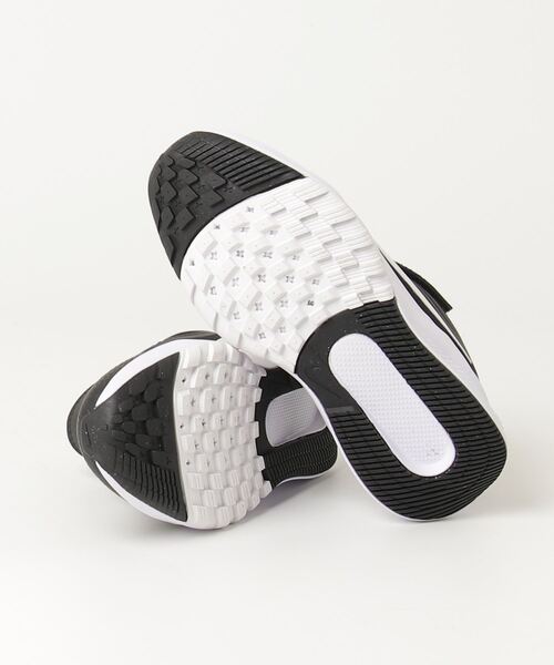 NIKE（ナイキ）の「ナイキ NIKE ナイキ スター ランナー 5 PS（スニーカー・キッズ・ブラック×ホワイト・17.0cm/17.5cm/18.0cm/18.5cm/19.0cm/19.5cm/20.0cm/20.5cm/21.0cm/21.5cm/22.0cm）」の3枚目の写真