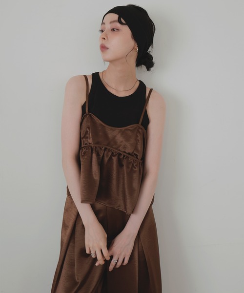 LIAN（リアン）の「サテンキャミビスチェ（キャミソール・レディース・アイボリー/ブラック/グレイッシュベージュ/ブラウン・FREE）」の6枚目の写真