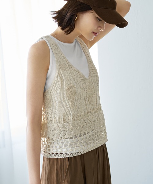 STYLE DELI(スタイルデリ)の「透かし編みニットビスチェ(ニット/セーター・レディース・ブラック/ブルー/キナリ・MEDIUM)」の7枚目の写真
