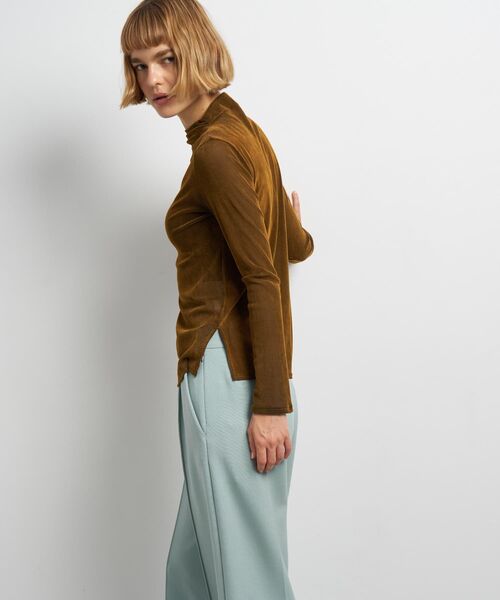 LANVIN en Bleu（ランバンオンブルー）の「フロッキーチュールカットソー（Tシャツ/カットソー・レディース・キャメル/オフホワイト・38）」の7枚目の写真