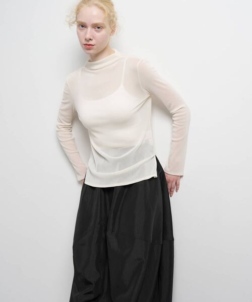 LANVIN en Bleu（ランバンオンブルー）の「フロッキーチュールカットソー（Tシャツ/カットソー・レディース・キャメル/オフホワイト・38）」の13枚目の写真