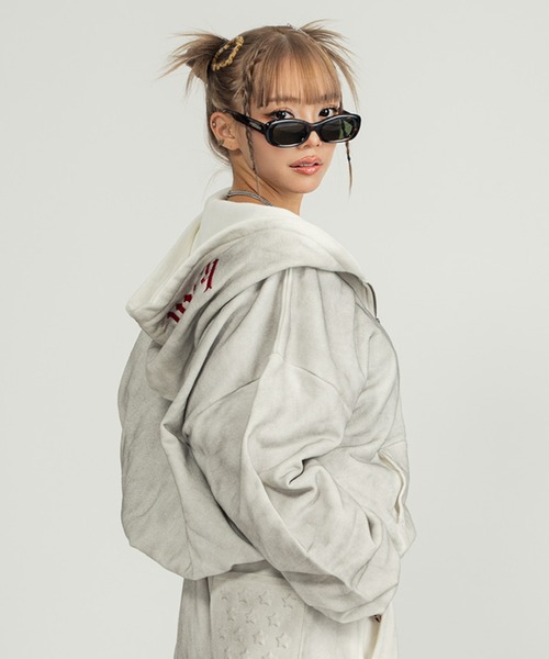 INTER FACTORY（インターファクトリー）の「Killin' me good - ロゴジップフーディー made in INTER FACTORY【ユニセックス】（パーカー・レディース・ブラック/グレー・FREE）」の17枚目の写真