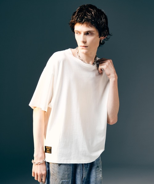 glamb(グラム)の「Vintage Fade T-Shirt / ヴィンテージフェードTシャツ(Tシャツ/カットソー・メンズ・ホワイト/ブラック・S/M/L)」の2枚目の写真