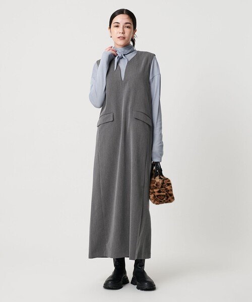 BEAUTY&YOUTH UNITED ARROWS(ビューティーアンドユースユナイテッドアローズ)の「【WEB限定】ドレープツイル キーネックワンピース ウォッシャブル(ワンピース・レディース・グレー系/ネイビー/ブラック・FREE)」の22枚目の写真