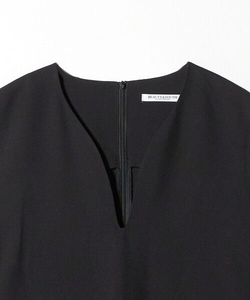 BEAUTY&YOUTH UNITED ARROWS(ビューティーアンドユースユナイテッドアローズ)の「【WEB限定】ドレープツイル キーネックワンピース ウォッシャブル(ワンピース・レディース・グレー系/ネイビー/ブラック・FREE)」の6枚目の写真