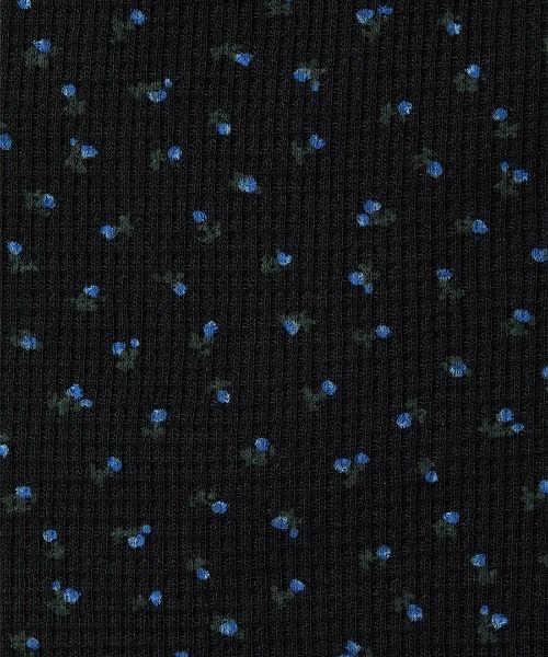 soduk(スドーク)の「flower t-shirt(Tシャツ/カットソー・レディース・グレー/ブラック/ホワイト・ONE SIZE)」の5枚目の写真