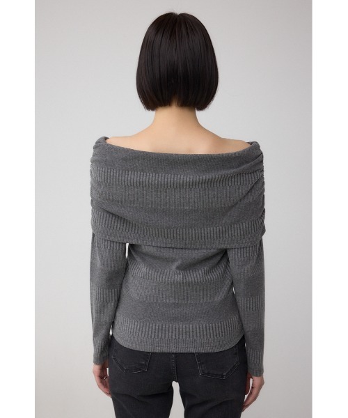 AZUL by moussy（アズールバイマウジー）の「オフショルダーロングスリーブカットトップス（Tシャツ/カットソー・レディース・ブラック/チャコールグレー/アイボリー・SMALL/MEDIUM）」の14枚目の写真