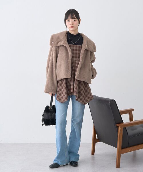 earth music&ecology（アースミュージックアンドエコロジー）の「イレヘムチェックキャミチュニック（チュニック・レディース・ブラック系その他3/ブラウン系その他4・FREE）」の18枚目の写真