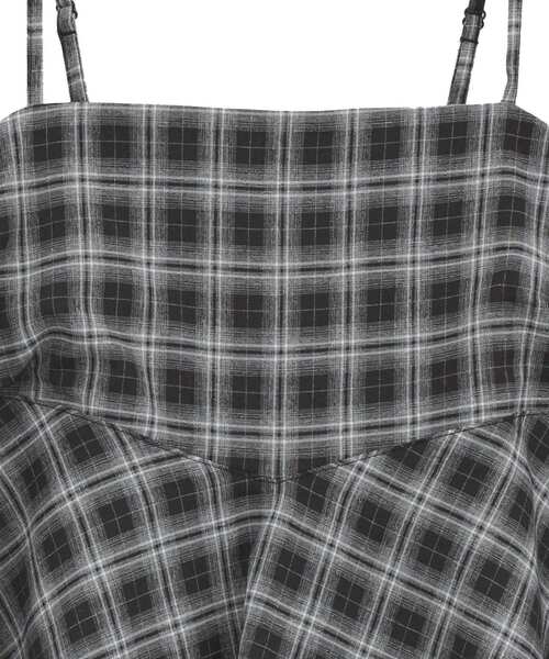 earth music&ecology（アースミュージックアンドエコロジー）の「イレヘムチェックキャミチュニック（チュニック・レディース・ブラック系その他3/ブラウン系その他4・FREE）」の6枚目の写真