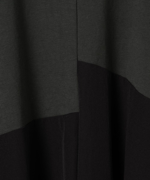 LEPSIM（レプシィム）の「異素材アシメ切り替え長袖チュニック　582454（Tシャツ/カットソー・レディース・ブラック/チャコールグレー/オフホワイト・FREE）」の14枚目の写真