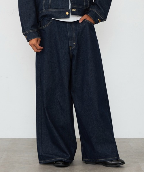 Lee(リー)の「Lee/リー【X-LINE】WIDEST JEANS/最も太いバギーデニムパンツ(デニムパンツ・メンズ・インディゴブルー/ブルー・SMALL/MEDIUM/X-LARGE/LARGE)」の2枚目の写真