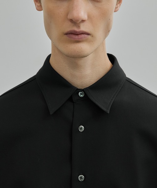 UNITED TOKYO（ユナイテッドトウキョウ）の「コットンダブルクロスリラックスシャツ（シャツ/ブラウス・メンズ・ブラウン/ブラック/オフホワイト・1/2）」の14枚目の写真