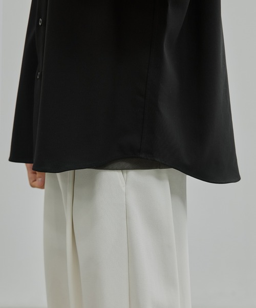 UNITED TOKYO（ユナイテッドトウキョウ）の「コットンダブルクロスリラックスシャツ（シャツ/ブラウス・メンズ・ブラウン/ブラック/オフホワイト・1/2）」の6枚目の写真