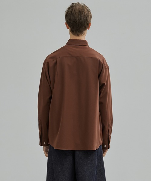 UNITED TOKYO（ユナイテッドトウキョウ）の「コットンダブルクロスリラックスシャツ（シャツ/ブラウス・メンズ・ブラウン/ブラック/オフホワイト・1/2）」の13枚目の写真