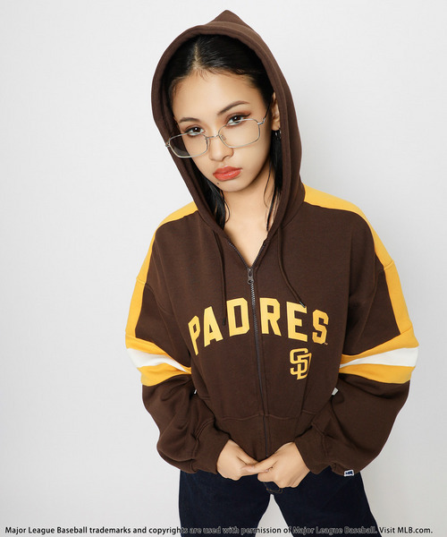 BACK TO THE FIELD（バック トゥー ザ フィールド）の「【MLB】配色ロゴZIPパーカー（パーカー・レディース・ネイビー/ブラック/ブラウン・FREE）」の18枚目の写真