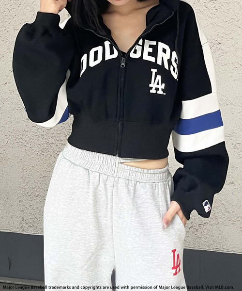 BACK TO THE FIELD（バック トゥー ザ フィールド）の「【MLB】配色ロゴZIPパーカー（パーカー・レディース・ネイビー/ブラック/ブラウン・FREE）」の8枚目の写真