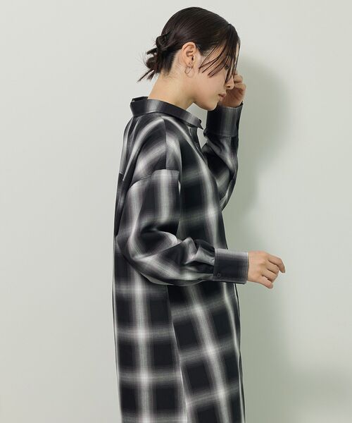 Green　Parks（グリーンパークス）の「ロングシャツワンピース（シャツワンピース・レディース・ベージュ系その他4/ブラック/ブラック系その他3・FREE）」の6枚目の写真