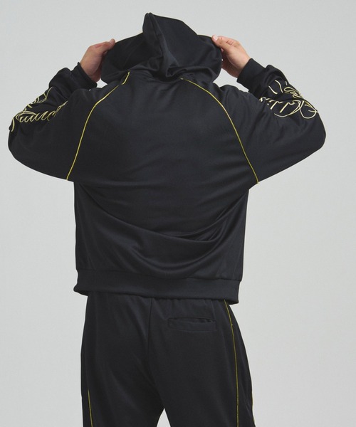 GALLIS ADDICTION（ガリスアディクション）の「GA GOLD刺繍 HOOD-JERSEY（パーカー・メンズ・ブラック/ホワイト・M/L）」の19枚目の写真