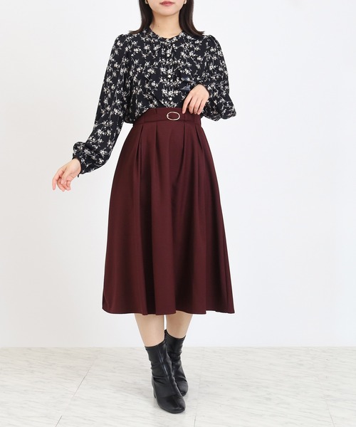 ASTORIA ODIER（アストリアオディール）の「花柄フリルブラウス（シャツ/ブラウス・レディース・アイボリー/ブラック・MEDIUM/LARGE）」の10枚目の写真