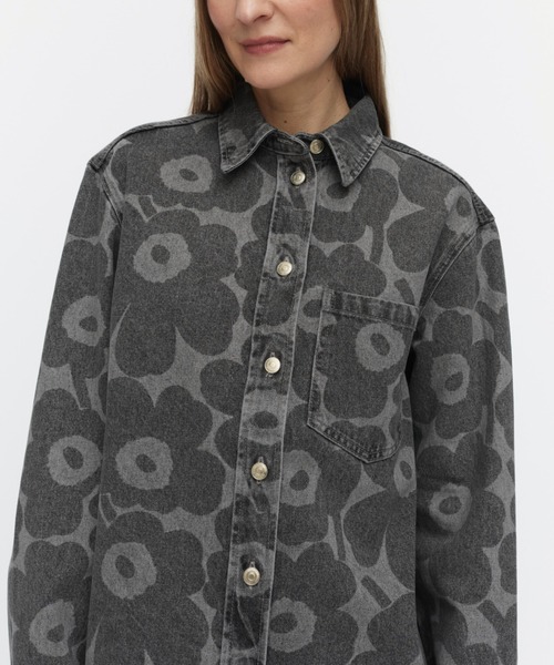 5回程着用:マリメッコ ウニッコ ワイシャツシャツ34サイズ ライトグレー 線有 marimekko（マリメッコ）の「Unikko / chambray blouse（シャツ