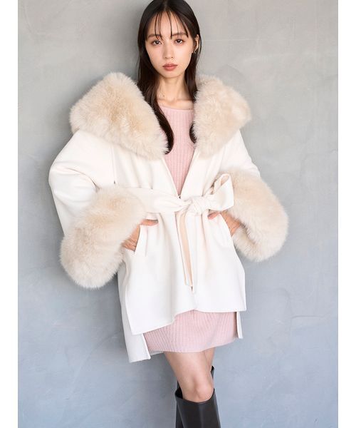 SNIDEL（スナイデル）の「ファーケープコート（チェスターコート・レディース・ミント/オフホワイト・F）」の22枚目の写真