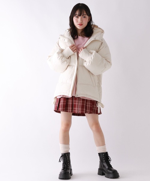 repipi armario（レピピ アルマリオ）の「【保温・軽量】エアサーマルフードブルゾン（ブルゾン・キッズ・アイボリー/ブラック/その他・SMALL/MEDIUM/LARGE）」の6枚目の写真