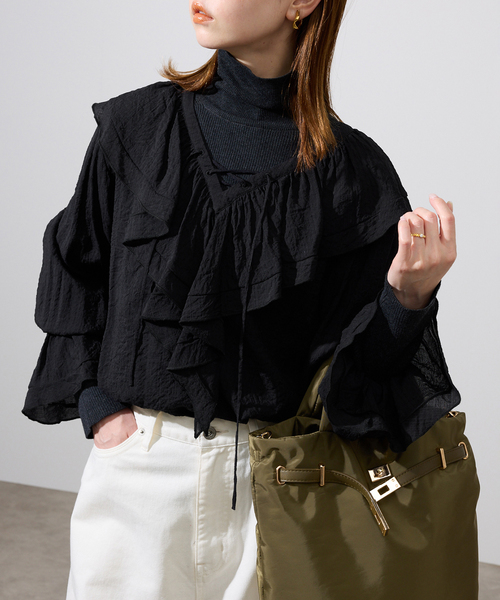 SLOBE IENA（スローブイエナ）の「ラッフルレースアップブラウス（シャツ/ブラウス・レディース・ブラック/パープル・FREE）」の6枚目の写真