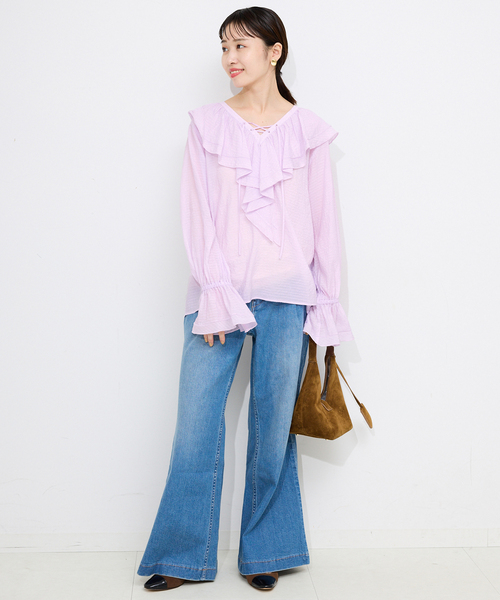 SLOBE IENA（スローブイエナ）の「ラッフルレースアップブラウス（シャツ/ブラウス・レディース・ブラック/パープル・FREE）」の16枚目の写真