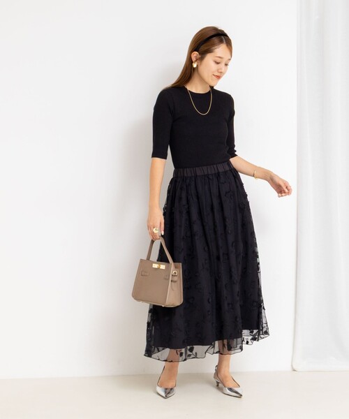 NOLLEY’S（ノーリーズ）の「ウォッシャブルチュール刺繍リバーシブルギャザースカート（スカート・レディース・ホワイト/ブラック・38/36）」の6枚目の写真