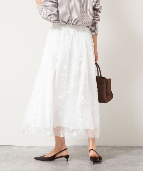 NOLLEY’S（ノーリーズ）の「ウォッシャブルチュール刺繍リバーシブルギャザースカート（スカート・レディース・ホワイト/ブラック・38/36）」の21枚目の写真